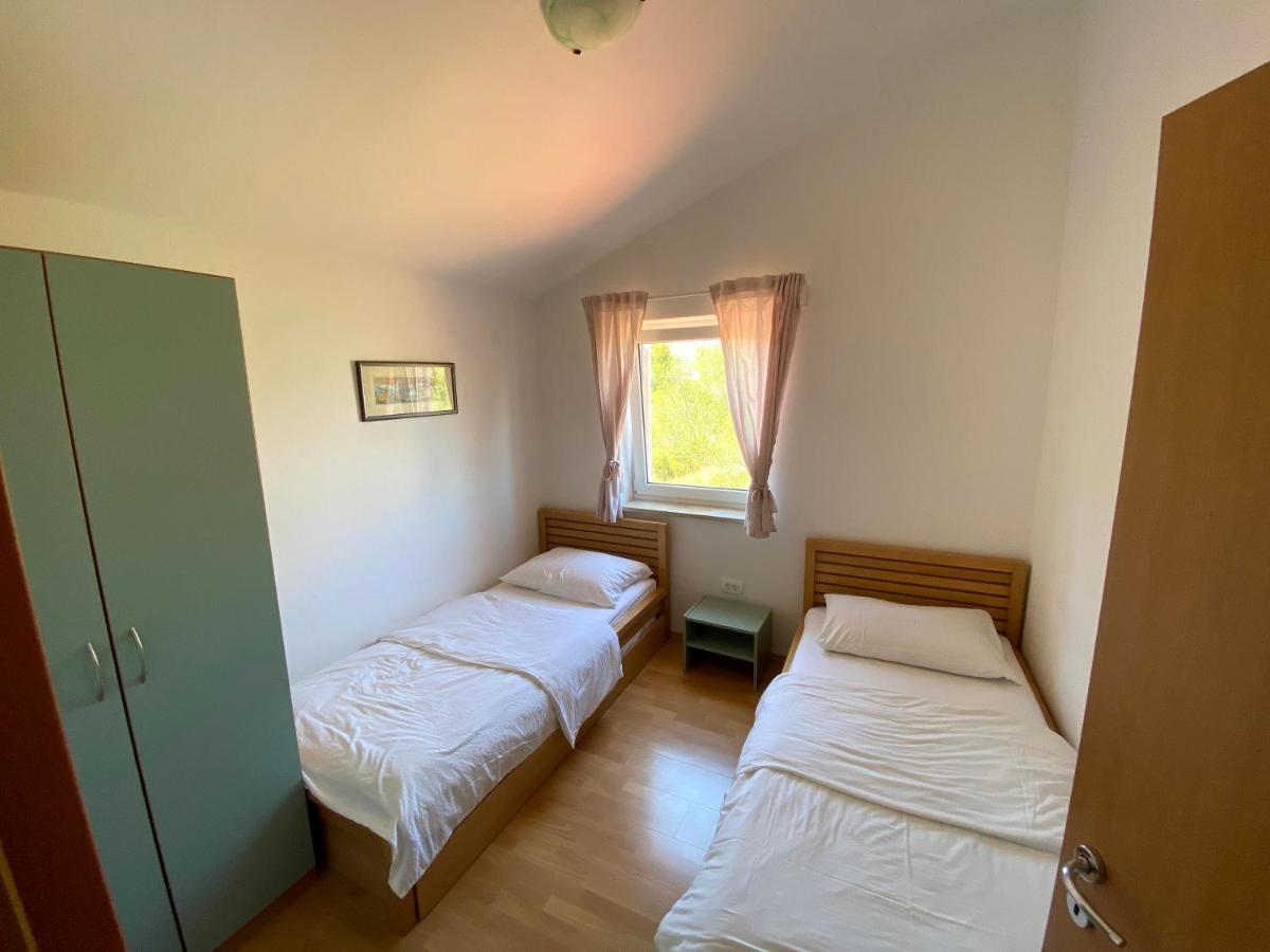 Apartments Matlovac Ждрелац Экстерьер фото